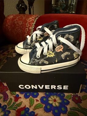 Converse Infant Navy High-Top Sneakers with Gaming Print